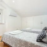 As Serenas Casa C 別荘 ヴィーラ・ノーヴァ・デ・カセラ